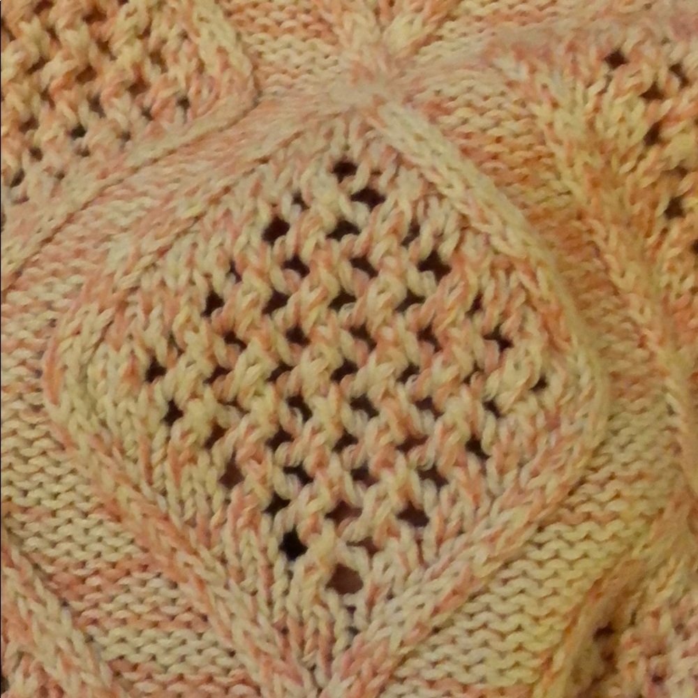 Pink Sweater - Picture 3 of 4